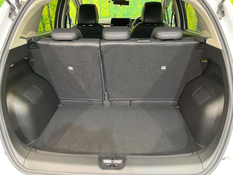 2021 Nissan Aura 6AA-FE13 (UW-6aa21ed9138a5)[12]