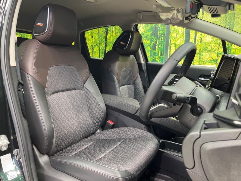 2025 Nissan Aura 6AA-FE13 (UW-6aa21ede95f58)[15]