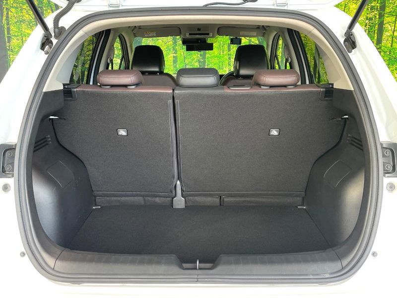 2025 Nissan Aura 6AA-FE13 (UW-6aa21edeace5b)[12]