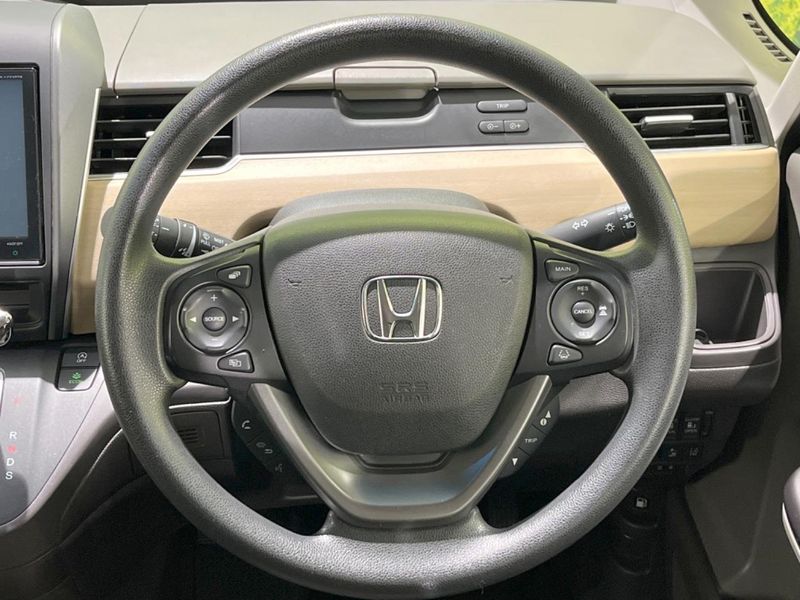 2017 Honda Freed DBA-GB5 (UW-6aa21ee5c46a7)[14]