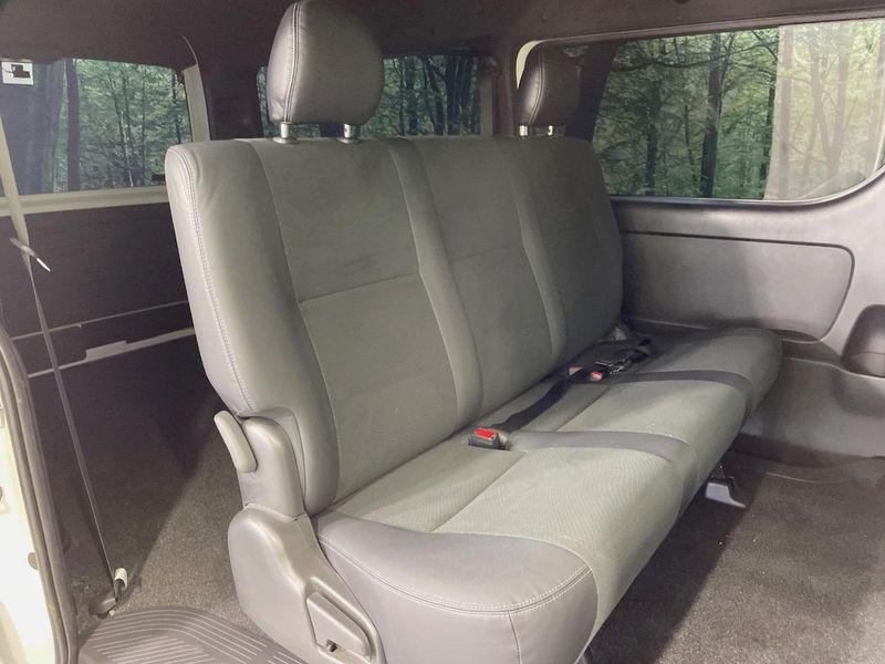 2025 Toyota Hiace Van 3DF-GDH211K (UW-6aa21ef09f6bb)[28]
