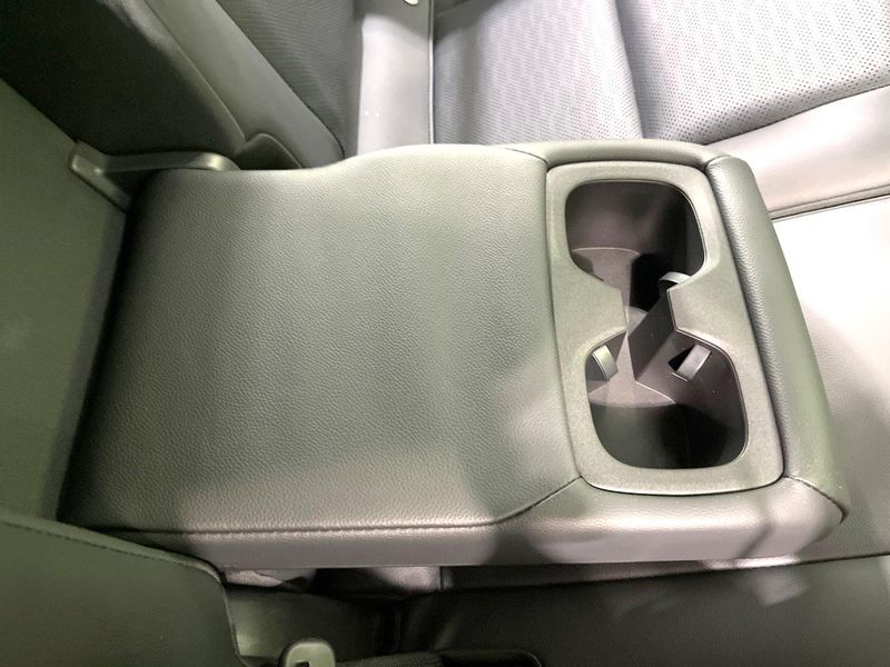 2024 Toyota Land Cruiser 250 3DA-GDJ250W (UW-6aa21ef475a97)[23]