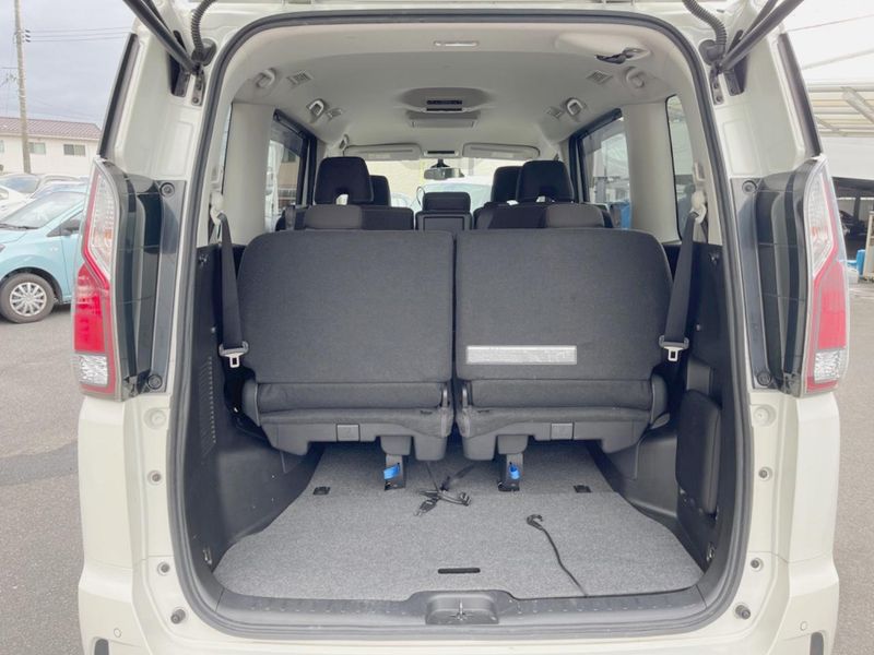 2018 Nissan Serena DAA-GFC27 (UW-6aa21efc3124e)[6]