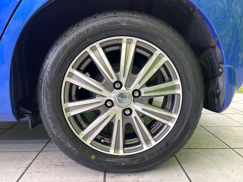 2013 Honda Fit Hybrid DAA-GP5 (UW-6aa21f10b2913)[5]