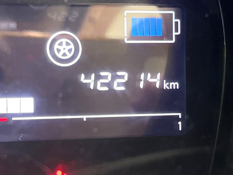 2019 Nissan Note DAA-HE12 (UW-6aa21f3b7fc83)[2]