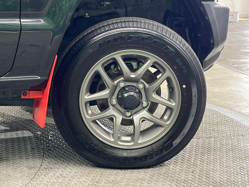 2022 Suzuki Jimny 3BA-JB64W (UW-6aa21f5c3f93a)[13]