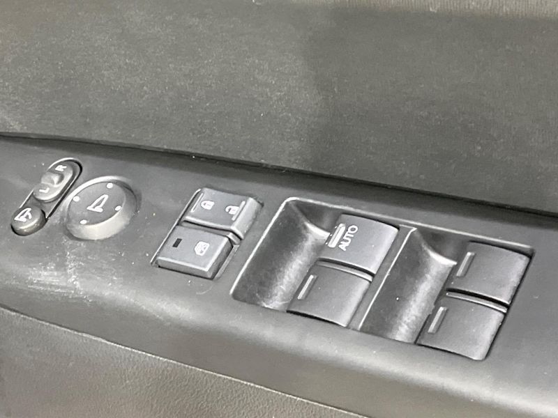 2013 Honda N-BOX DBA-JF1 (UW-6aa21f6d5905a)[18]