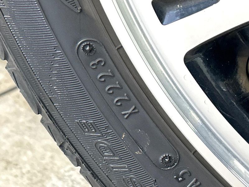 2015 Honda N-BOX CUSTOM DBA-JF1 (UW-6aa21f78b3d8e)[16]