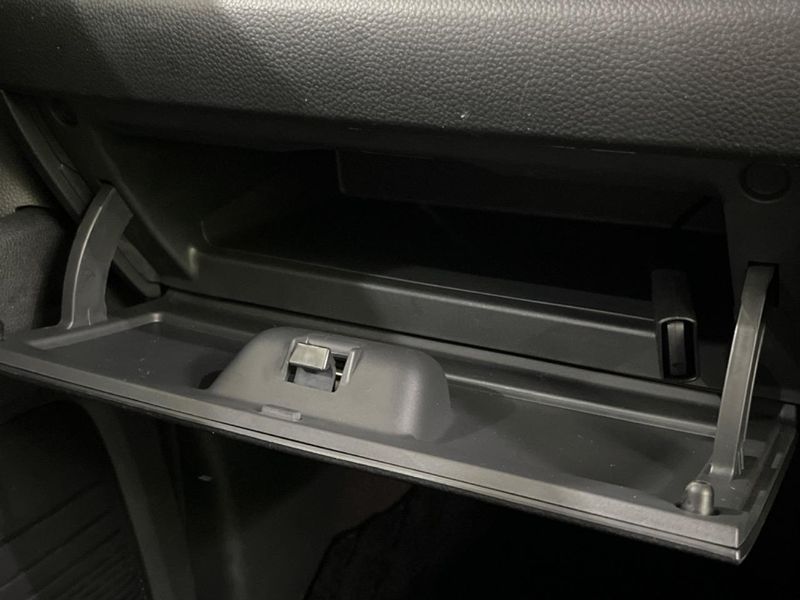 2017 Honda N-BOX CUSTOM DBA-JF4 (UW-6aa21f9e13ac1)[10]