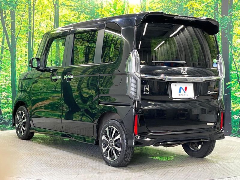 2017 Honda N-BOX CUSTOM DBA-JF4 (UW-6aa21f9e3b0f3)[7]