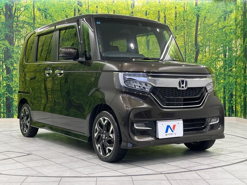 2019 Honda N-BOX CUSTOM DBA-JF4 (UW-6aa21fa2569f0)[15]