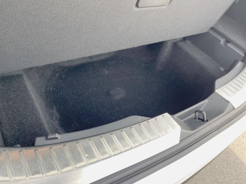 2019 Mazda CX-8 6BA-KG5P (UW-6aa21fe028f10)[6]