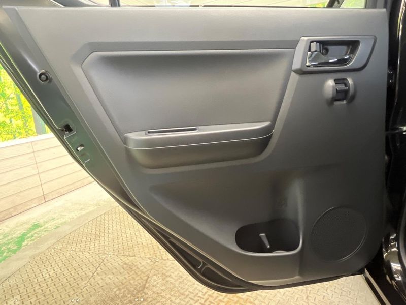 2018 Toyota Pixis Epoch DBA-LA350A (UW-6aa21fffe4077)[29]