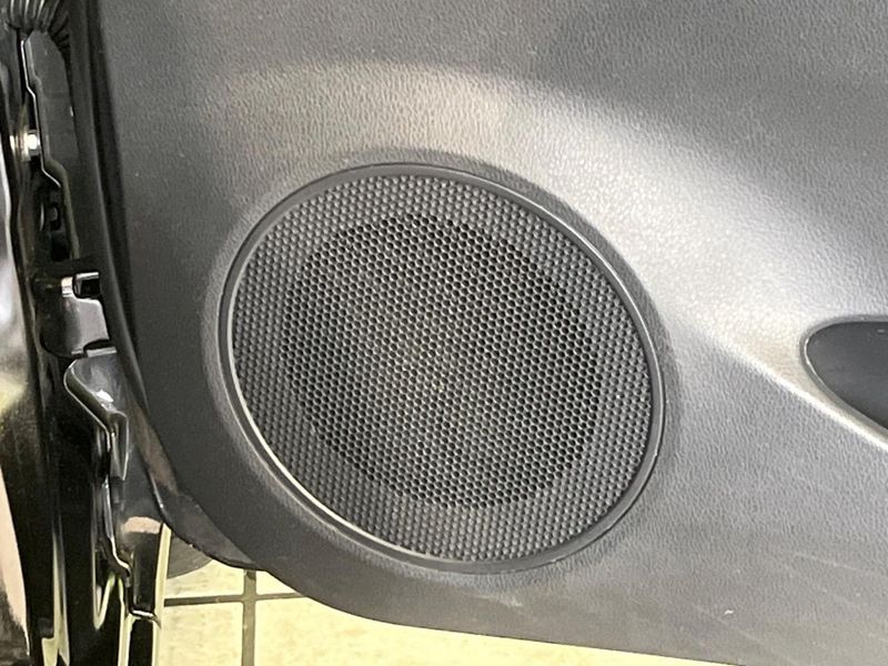 2018 Daihatsu Mira e:S DBA-LA350S (UW-6aa22001694ba)[27]