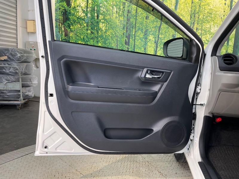 2019 Daihatsu Mira e:S 5BA-LA350S (UW-6aa2200271d48)[18]