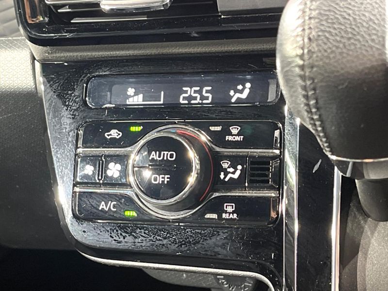 2020 Daihatsu Tanto 5BA-LA650S (UW-6aa2201dc255f)[22]