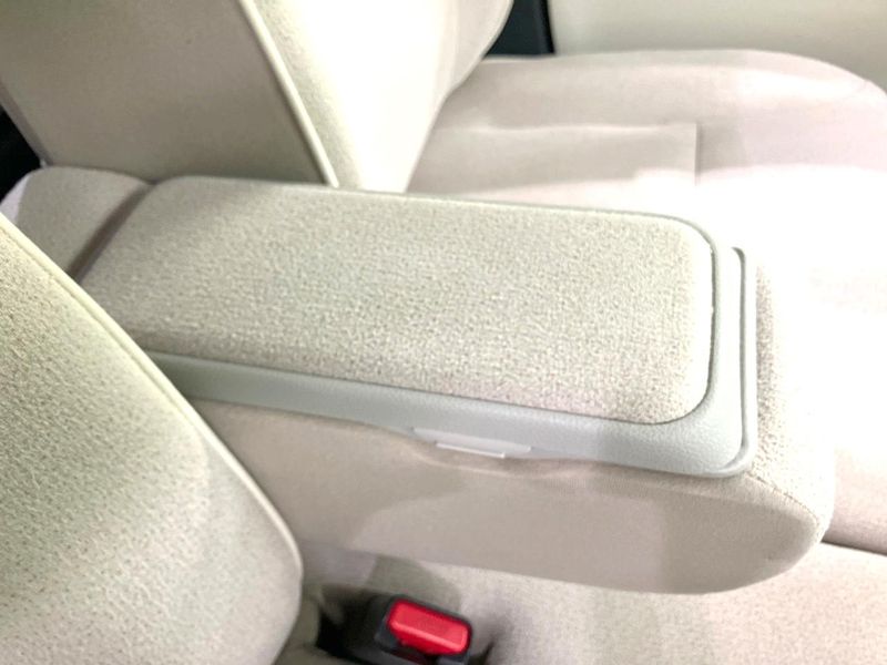 2019 Daihatsu Move Canbus 5BA-LA800S (UW-6aa22026900cf)[23]