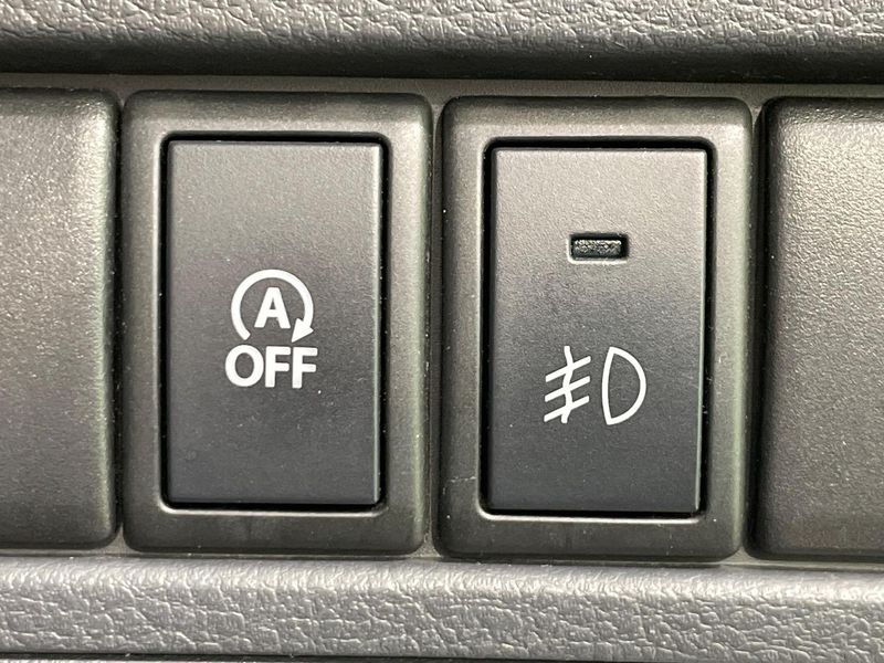 2013 Suzuki Wagon R Stingray DBA-MH34S (UW-6aa2207128969)[28]