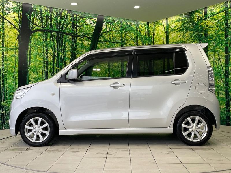 2013 Suzuki Wagon R Stingray DBA-MH34S (UW-6aa2207128969)[26]