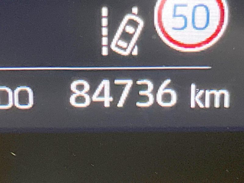 2020 Toyota Yaris 6AA-MXPH10 (UW-6aa220d8638f1)[2]