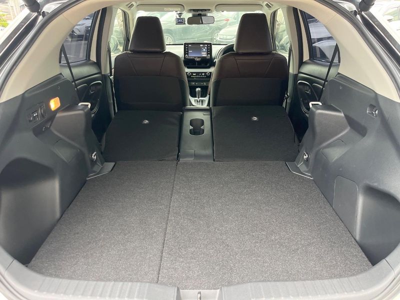 2021 Toyota Yaris Cross 6AA-MXPJ10 (UW-6aa220ddc29e4)[25]