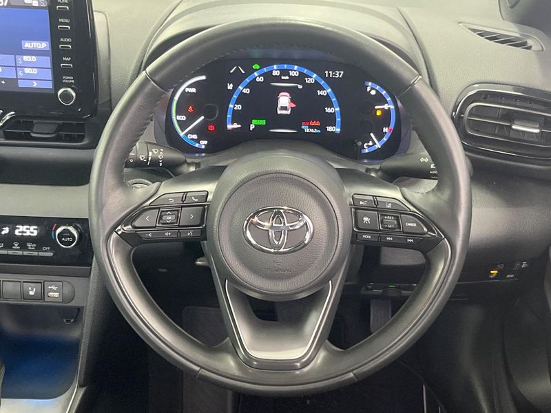 2023 Toyota Yaris Cross 6AA-MXPJ10 (UW-6aa220e2c25ff)[24]