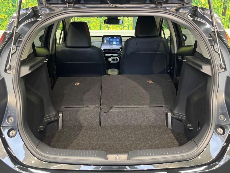 2021 Toyota Aqua 6AA-MXPK11 (UW-6aa220e7dc024)[14]