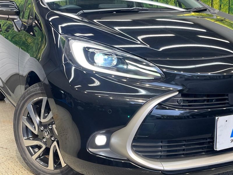 2021 Toyota Aqua 6AA-MXPK11 (UW-6aa220e7dc024)[26]