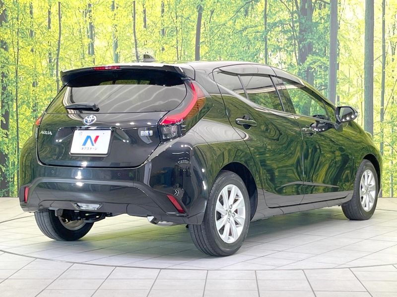 2023 Toyota Aqua 6AA-MXPK11 (UW-6aa220eb510be)[9]