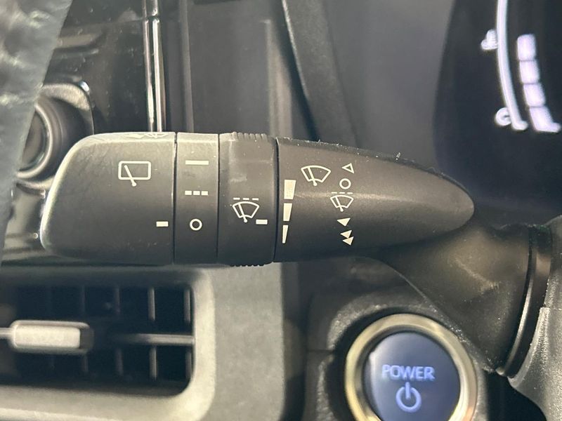 2024 Toyota Sienta 6AA-MXPL10G (UW-6aa220f528964)[9]