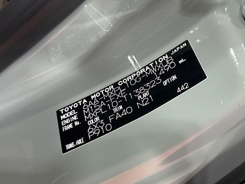 2024 Toyota Sienta 6AA-MXPL10G (UW-6aa220f528964)[1]