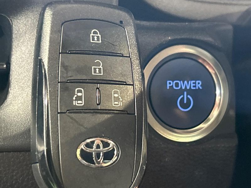 2024 Toyota Sienta 6AA-MXPL10G (UW-6aa220f528964)[5]