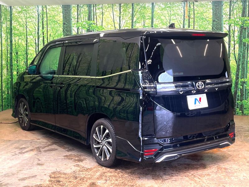 2024 Toyota Voxy 6BA-MZRA90W (UW-6aa2211d710c8)[28]