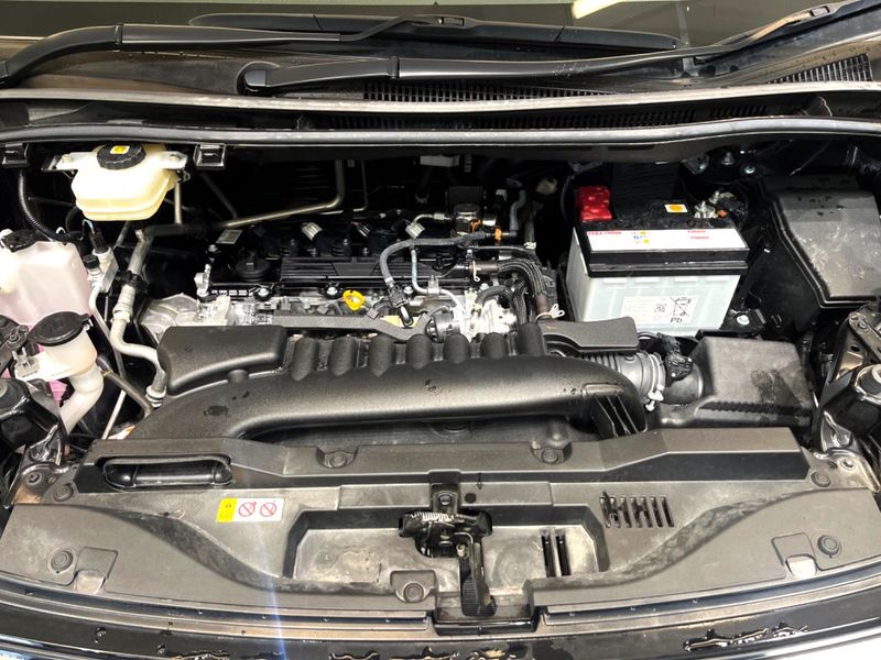 2024 Toyota Voxy 6BA-MZRA90W (UW-6aa2211d710c8)[13]