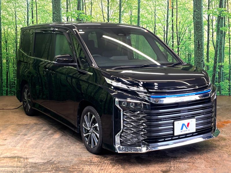 2024 Toyota Voxy 6BA-MZRA90W (UW-6aa2211d710c8)[17]