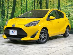 2017 Toyota Aqua DAA-NHP10