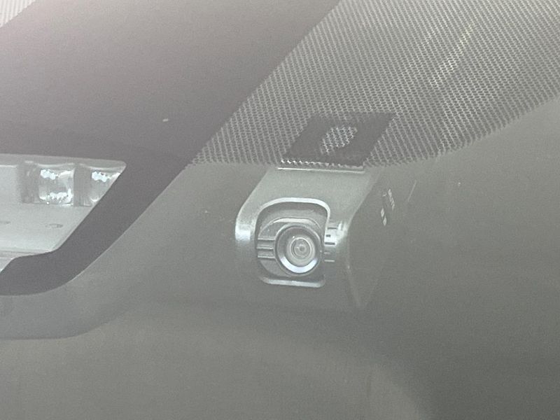 2017 Toyota Sienta DAA-NHP170G (UW-6aa221372e42f)[27]