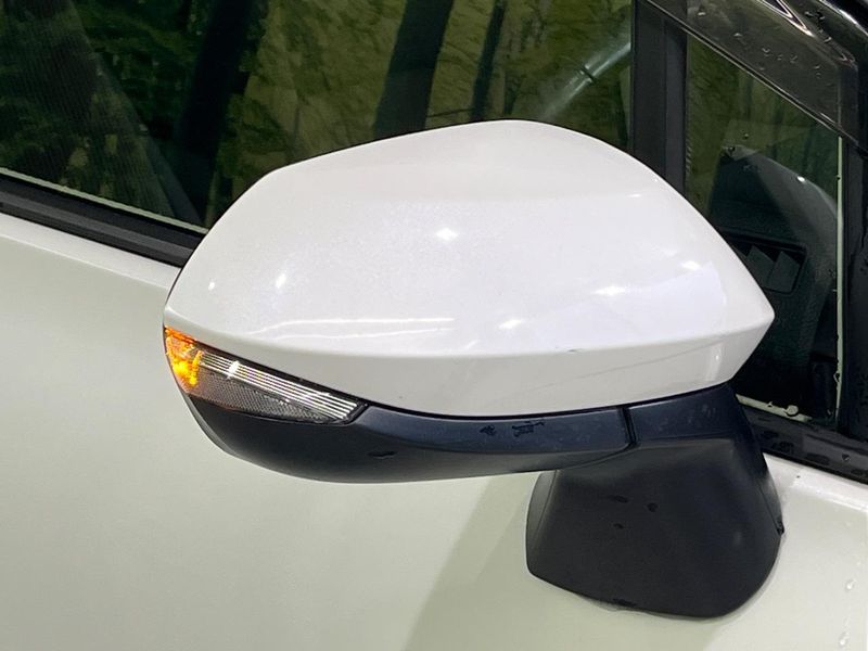 2017 Toyota Sienta DAA-NHP170G (UW-6aa221372e42f)[4]