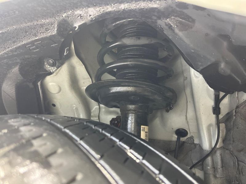 2017 Toyota Sienta DAA-NHP170G (UW-6aa221372e42f)[8]