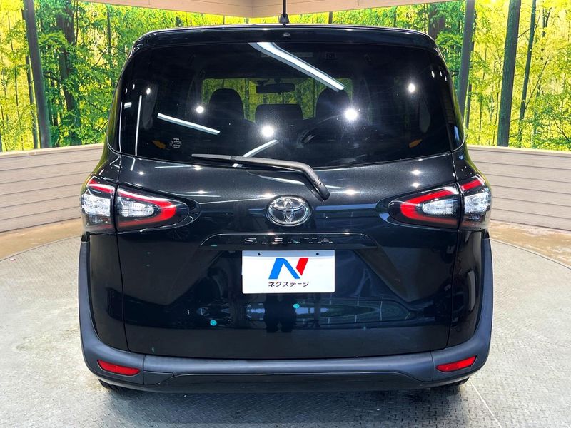 2016 Toyota Sienta DBA-NSP170G (UW-6aa2213e0db82)[10]