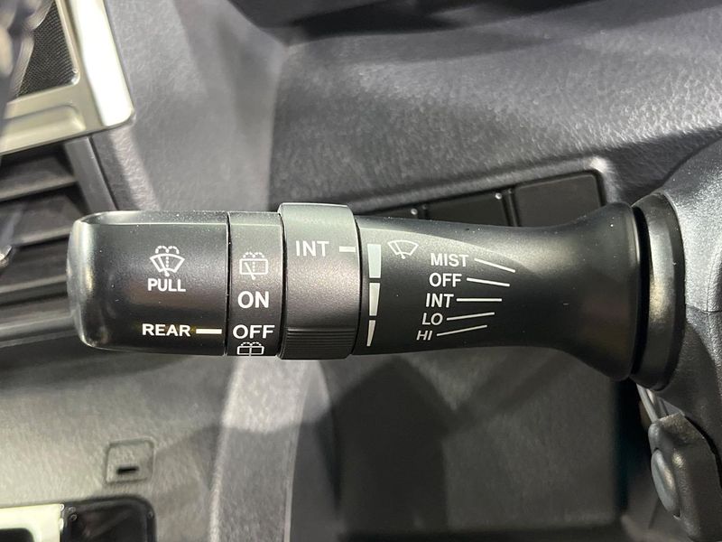 2020 Toyota Sienta DBA-NSP170G (UW-6aa22142f149c)[13]