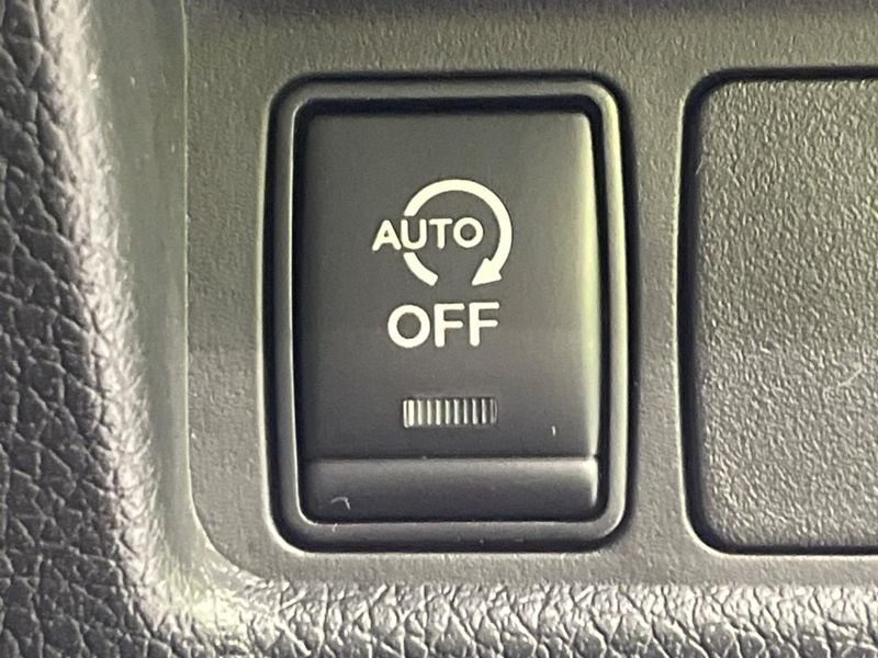 2014 Nissan X-Trail DBA-NT32 (UW-6aa22145b67b1)[19]