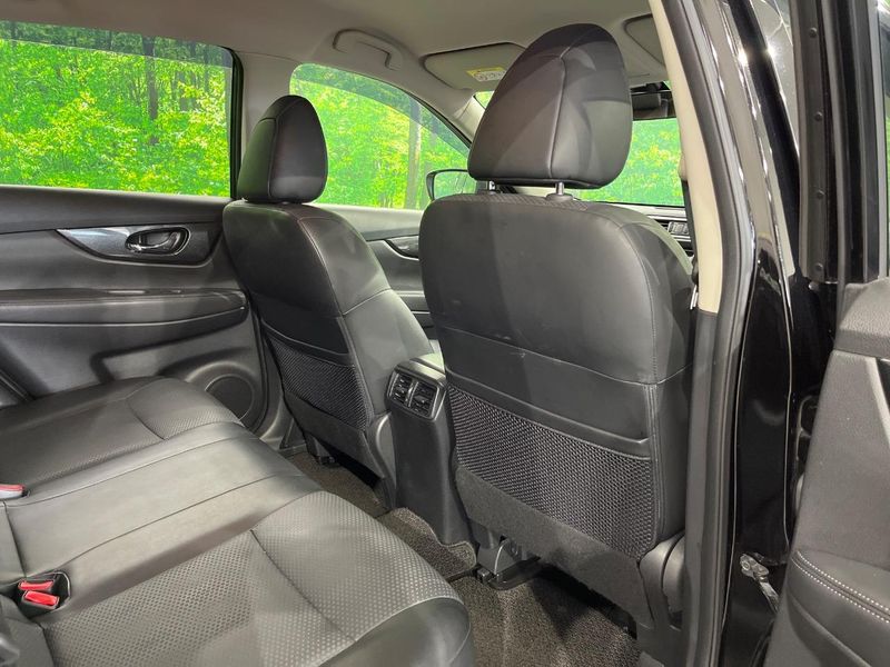 2017 Nissan X-Trail DBA-NT32 (UW-6aa221466c6bc)[24]