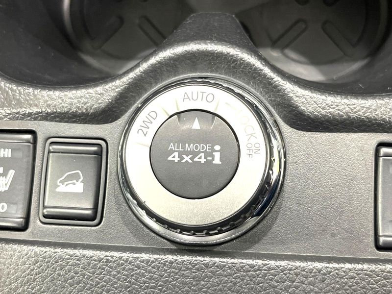 2016 Nissan X-Trail DBA-NT32 (UW-6aa2214b1df2f)[29]