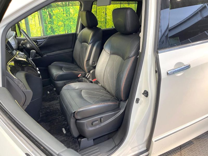 2018 Nissan Elgrand DBA-PE52 (UW-6aa2214f01df8)[21]