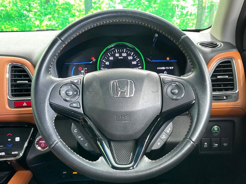 2014 Honda Vezel DAA-RU3 (UW-6aa2216078e5c)[22]