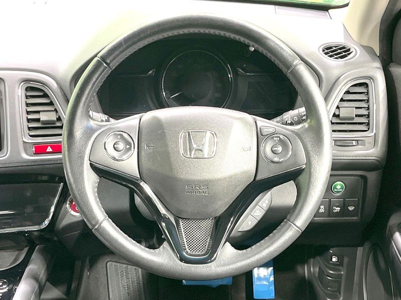 2015 Honda Vezel DAA-RU3 (UW-6aa22161dceae)[22]