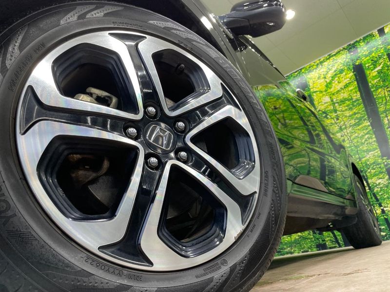 2016 Honda Vezel DAA-RU3 (UW-6aa2216261fcb)[4]