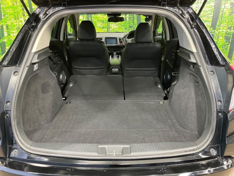 2016 Honda Vezel DAA-RU3 (UW-6aa2216261fcb)[20]