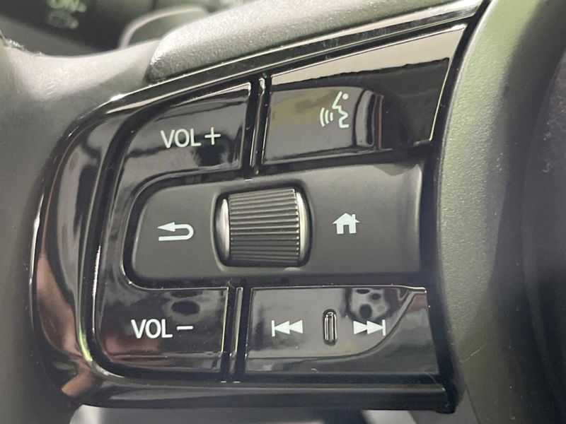 2022 Honda Vezel 6AA-RV5 (UW-6aa2216bc29da)[24]
